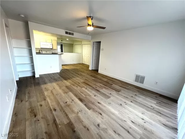 MLS: 2715693 Condo For Sale