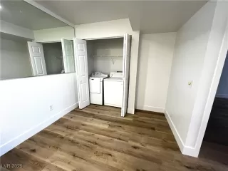 Photo #1: 2715693 Listing 