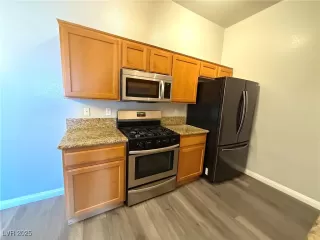 Photo #5: 2715695 Listing 