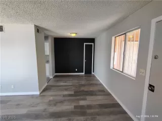 Photo #3: 2715741 Listing 