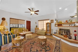 Photo #5: 2715760 Listing