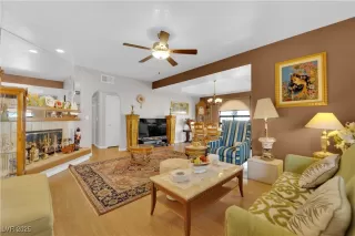 Photo #6: 2715760 Listing