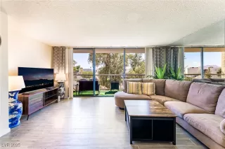 Photo #6: 2715768 Listing 