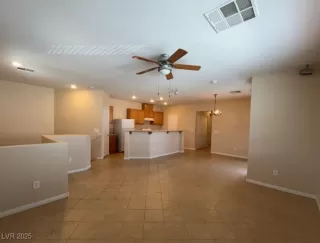 Photo #2: 2715771 Listing 