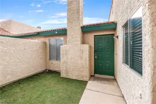 Photo #1: 2715813 Listing