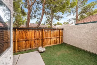 Photo #2: 2715813 Listing