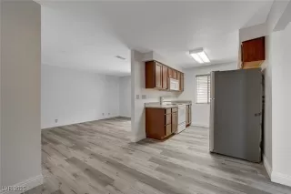 Photo #1: 2715842 Listing 