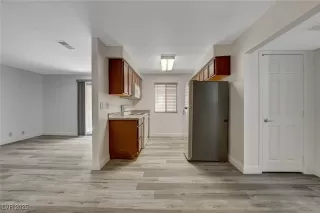 Photo #3: 2715842 Listing 