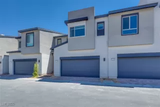 Photo #2: 2715852 Listing 