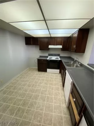 Photo #3: 2715861 Listing 