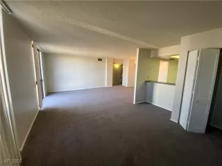 Photo #4: 2715861 Listing 