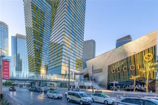 Photo #5: 2715866 Listing