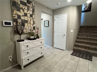 Photo #4: 2715872 Listing 