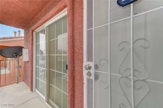 Photo #2: 2715889 Listing
