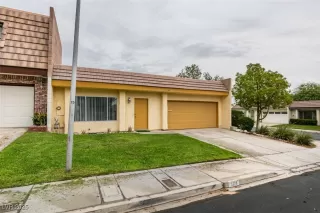 Photo #3: 2715891 Listing 