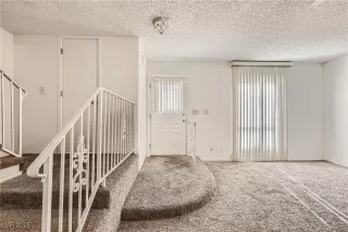 Photo #5: 2715896 Listing 