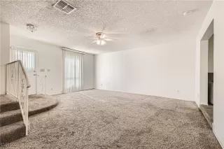 Photo #6: 2715896 Listing 