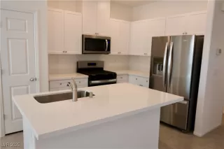 Photo #6: 2715939 Listing 