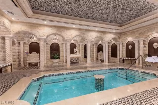 Photo #3: 2715943 Listing