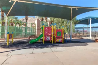 Photo #3: 2715951 Listing