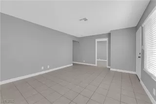 Photo #6: 2715953 Listing 