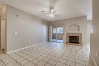 Photo #5: 2715971 Listing