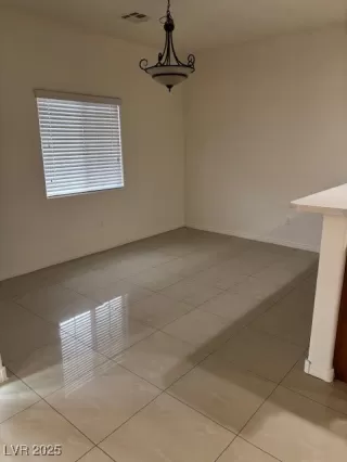 Photo #4: 2715989 Listing 