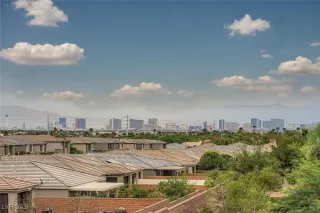 Photo #2: 2716004 Listing 