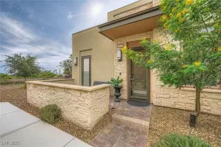 Photo #6: 2716004 Listing 