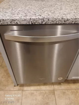 Photo #4: 2716005 Listing 