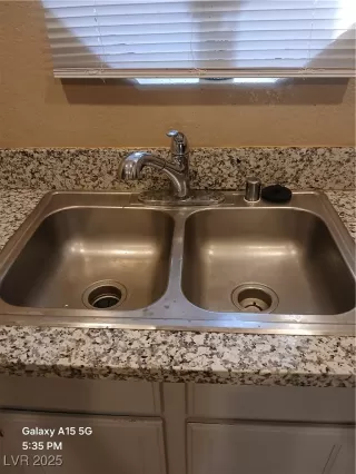 Photo #5: 2716005 Listing 