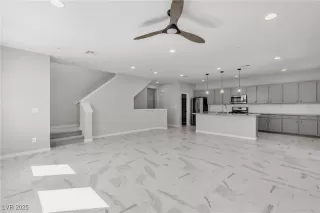 Photo #3: 2716020 Listing 