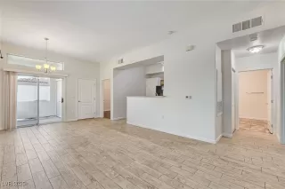 Photo #3: 2716022 Listing 