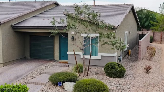 MLS: 2716050 Condo For Sale