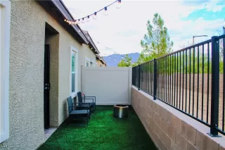 Photo #3: 2716050 Listing