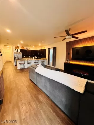 Photo #6: 2716050 Listing