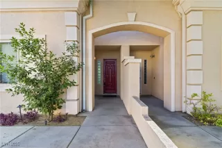 Photo #5: 2716083 Listing 