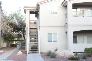 Photo #3: 2716097 Listing 