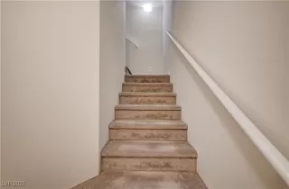 Photo #2: 2716114 Listing 