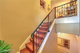 Photo #1: 2716185 Listing 