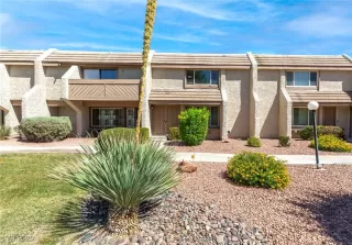 More Details about MLS # 2716199 : 4543 BRIGHTON DRIVE