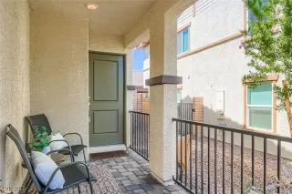 Photo #2: 2716208 Listing
