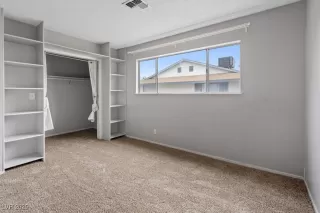 Photo #4: 2716215 Listing 