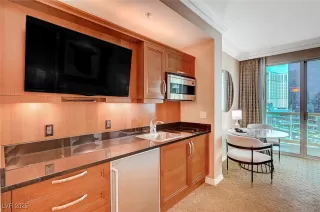 Photo #3: 2716258 Listing