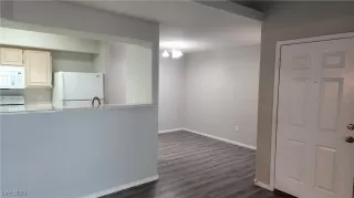 Photo #4: 2716262 Listing 