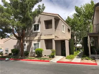 Photo #1: 2716264 Listing