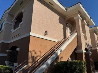 Photo #1: 2716266 Listing
