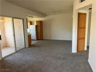 Photo #2: 2716266 Listing