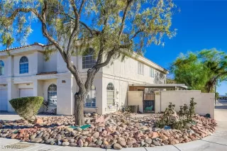 Photo #1: 2716320 Listing