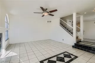 Photo #2: 2716320 Listing